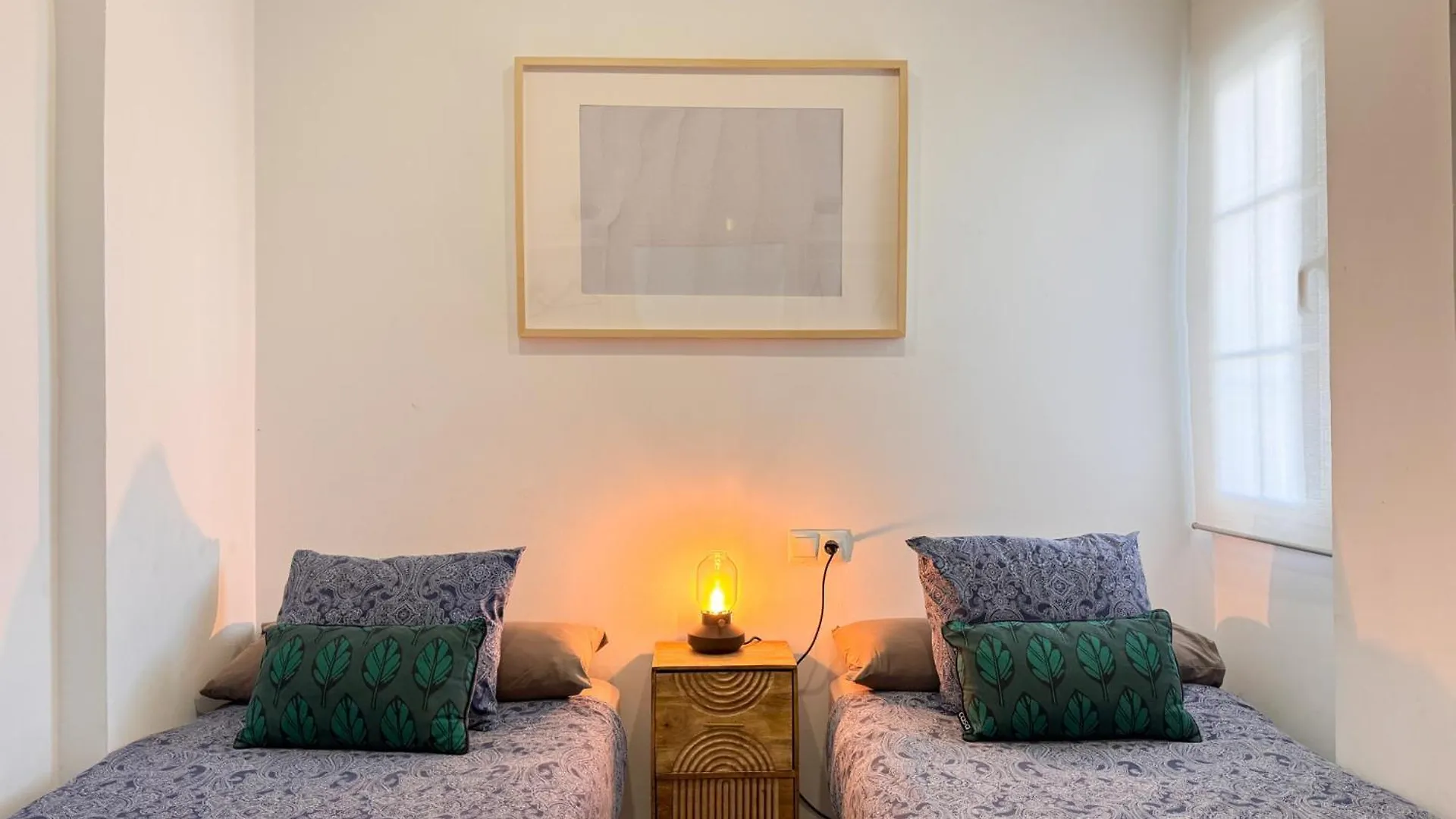 Tarifa Cozy House - Beach Front, Pool, Parking